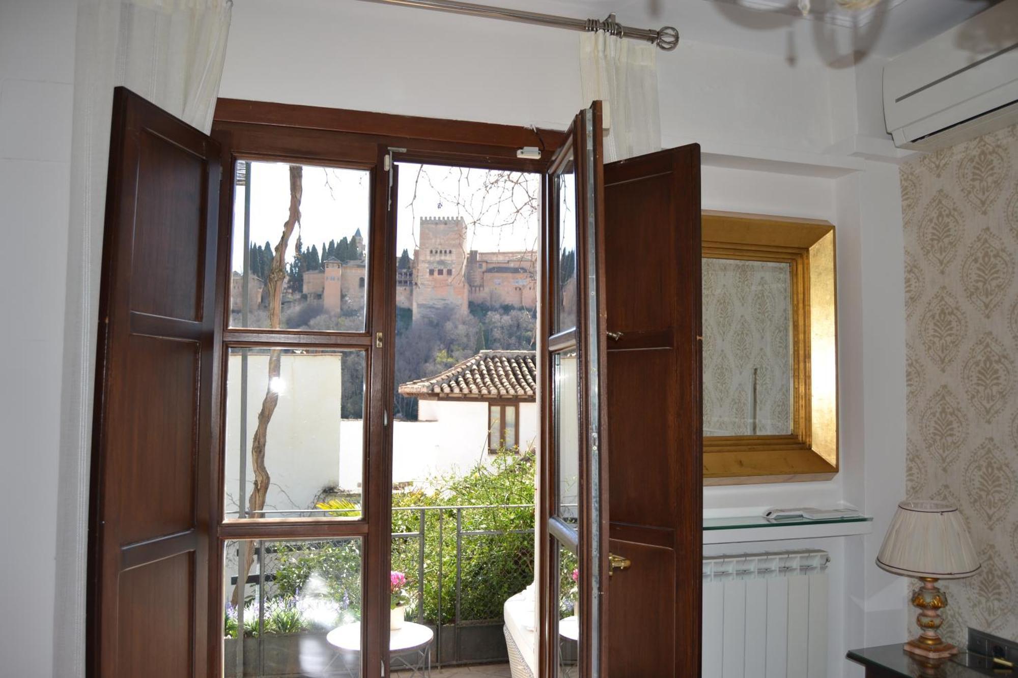 Suite Comares Γρανάδα Εξωτερικό φωτογραφία