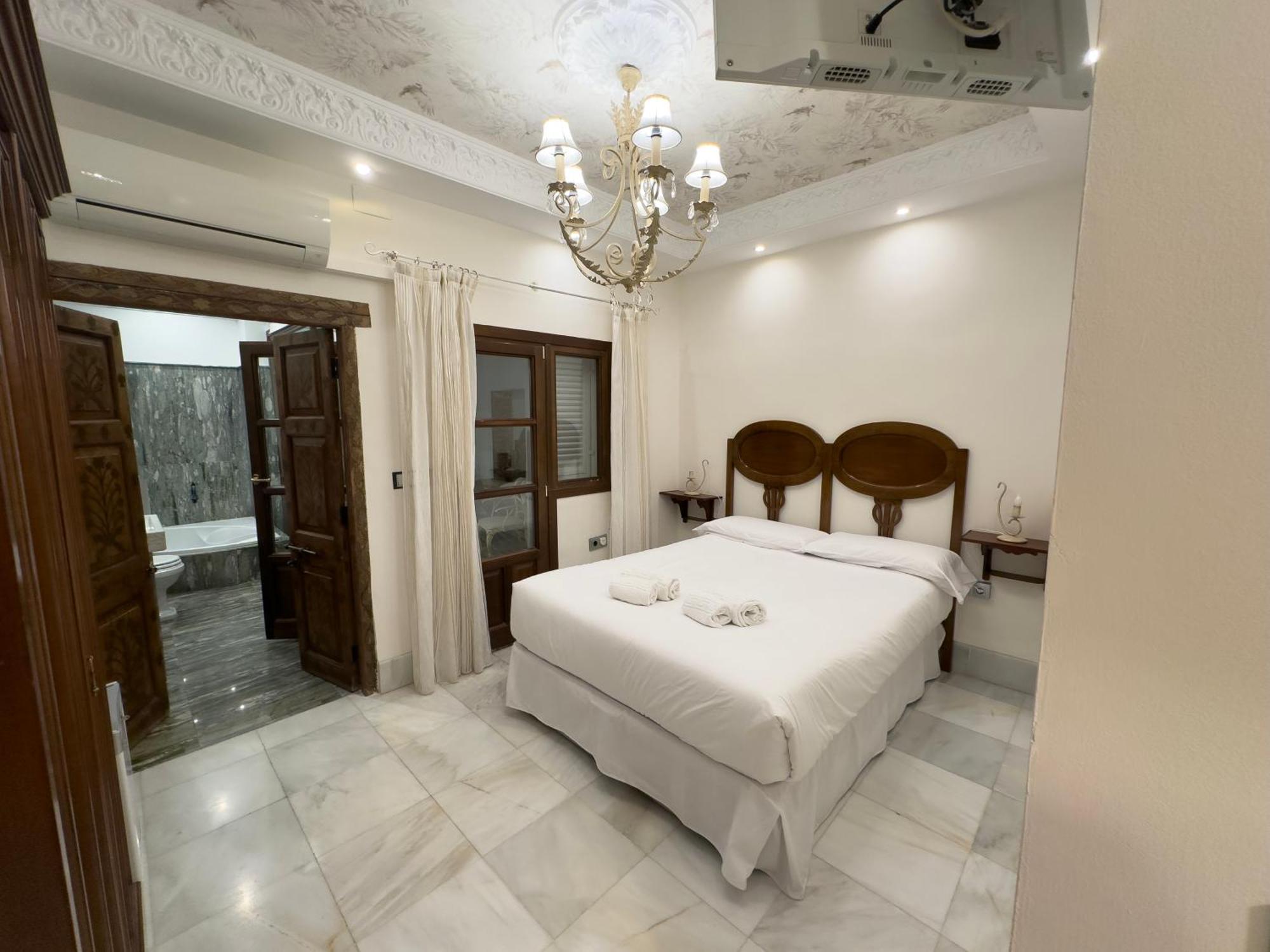 Suite Comares Γρανάδα Εξωτερικό φωτογραφία